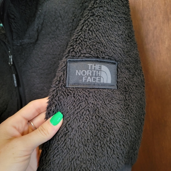 North Face Women's Pullover Sherpa - Picture 3 of 5